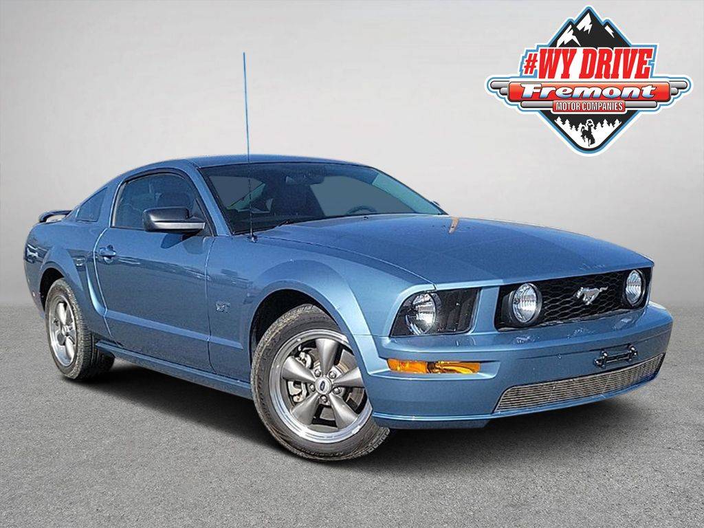 2006 Ford Mustang GT Deluxe