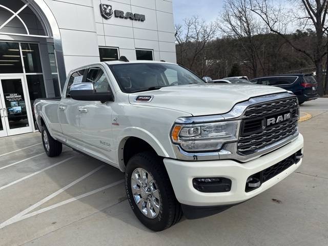 2022 Ram 3500 Limited — Pickup Truck — 29,187 mi — Franklin, NC