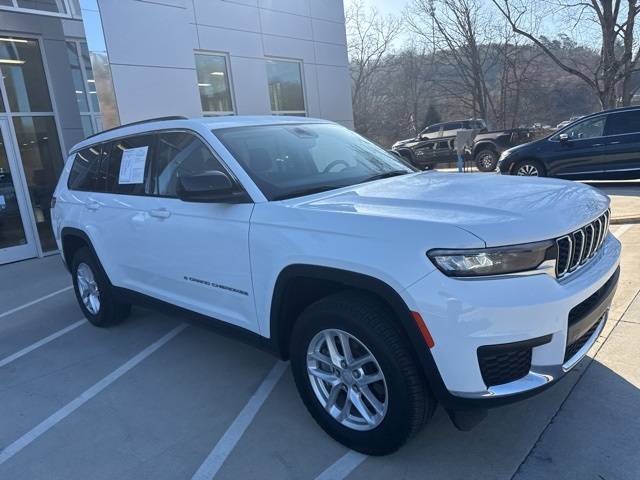 2022 Jeep Grand Cherokee Laredo — SUV — 17,125 mi — Franklin, NC