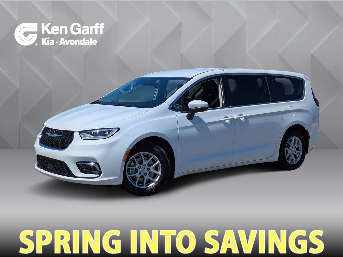2023 Chrysler Pacifica Touring L — Minivan — 68,464 mi — Avondale, AZ