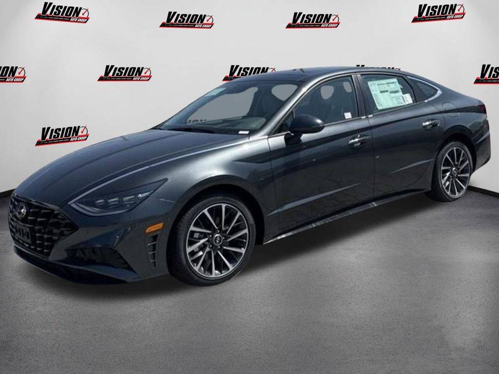 2023 Hyundai Sonata Limited — Sedan — 7,552 mi — Henrietta, NY