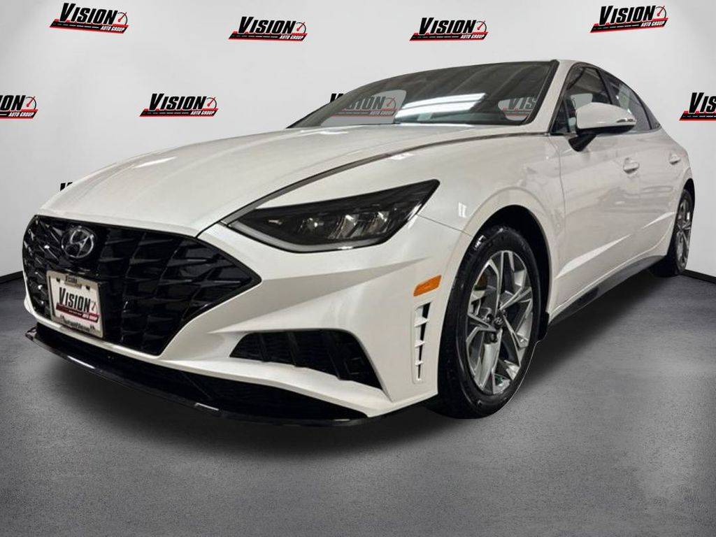 2022 Hyundai Sonata SEL — Sedan — 8,747 mi — Henrietta, NY