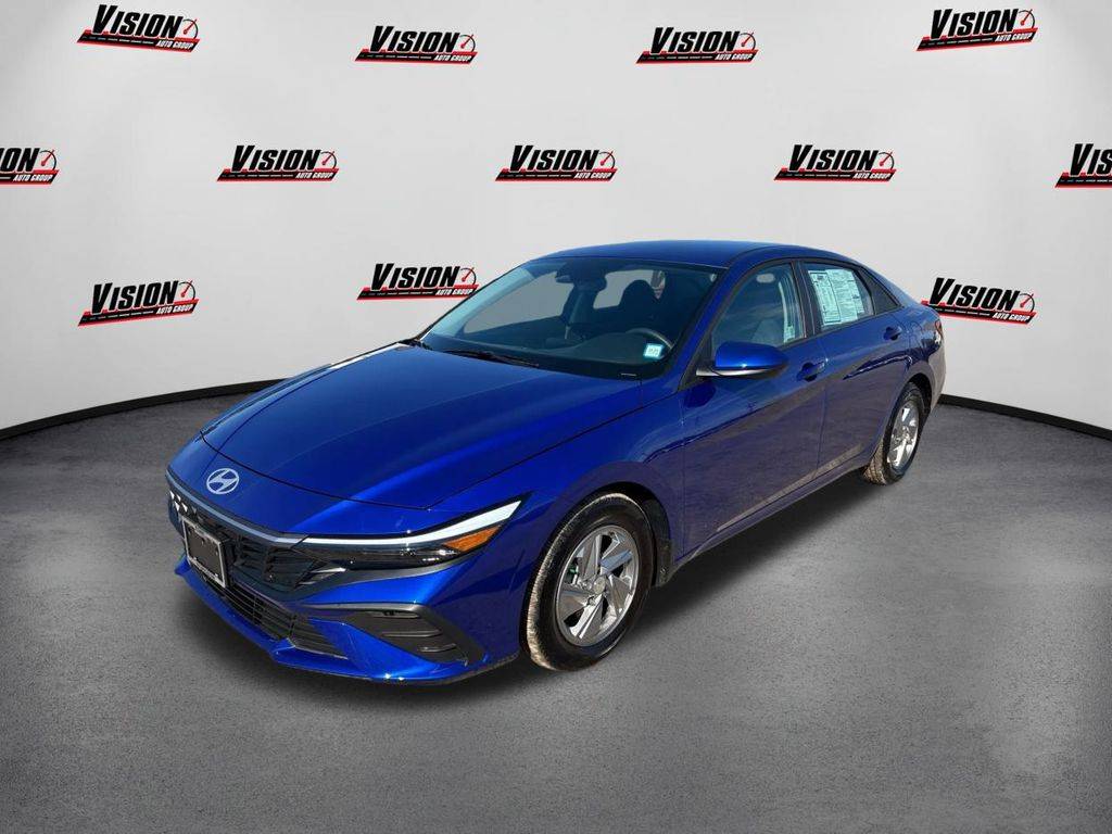 2024 Hyundai Elantra SE — Sedan — 5,905 mi — Henrietta, NY