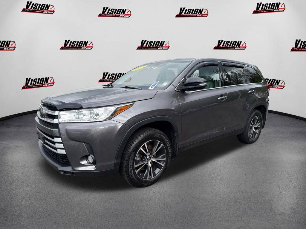 2019 Toyota Highlander LE V6 — SUV — 93,335 mi — Rochester, NY