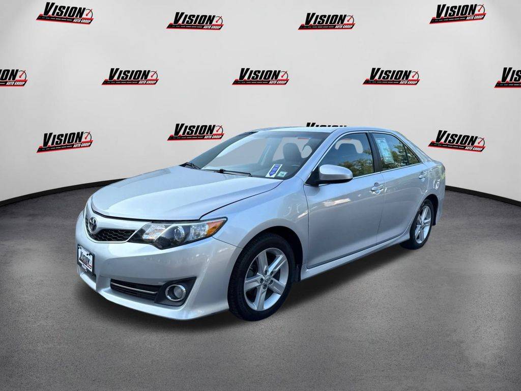 2014 Toyota Camry SE — Sedan — 106,880 mi — Rochester, NY