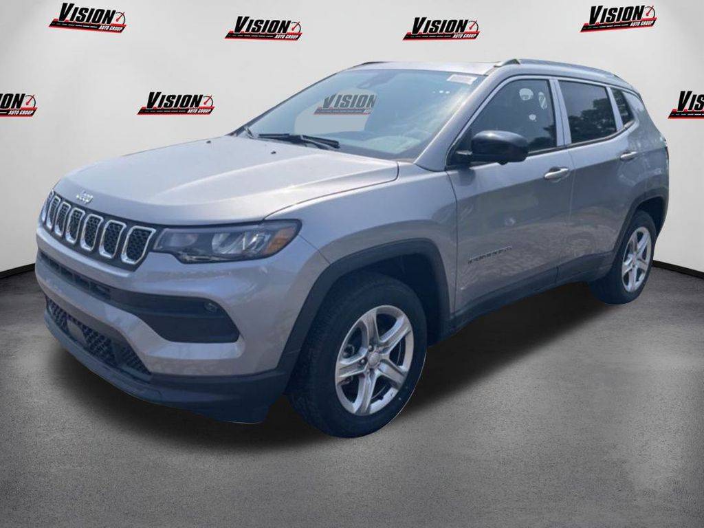 2023 Jeep Compass Latitude — SUV — 11 mi — Rochester, NY