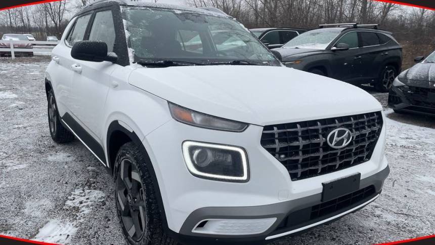 2024 Hyundai Venue Limited — SUV — 7,905 mi — Canandaigua, NY