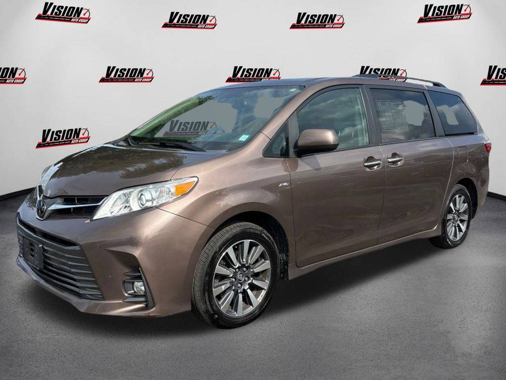 2019 Toyota Sienna XLE — Minivan — 101,118 mi — Canandaigua, NY