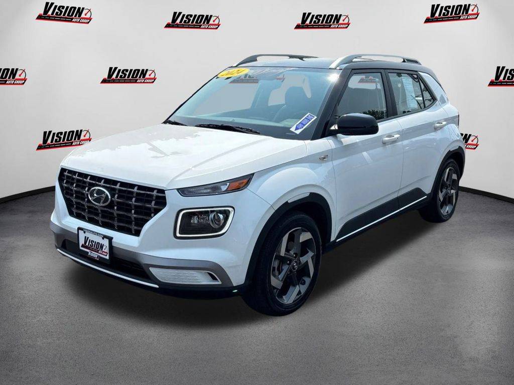 2024 Hyundai Venue Limited — SUV — 7,878 mi — East Rochester, NY