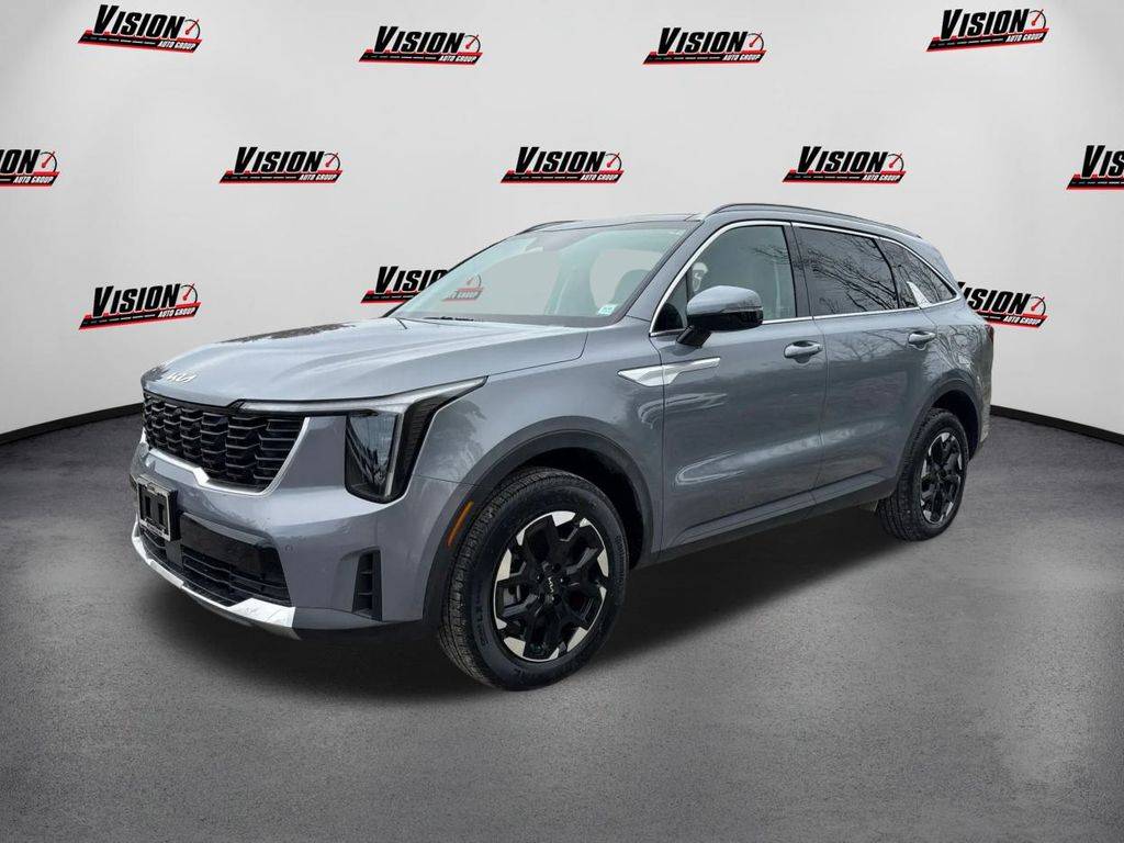 2025 Kia Sorento S — SUV — 5,062 mi — Canandaigua, NY