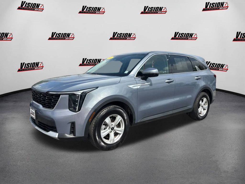 2024 Kia Sorento LX — SUV — 3,101 mi — Canandaigua, NY