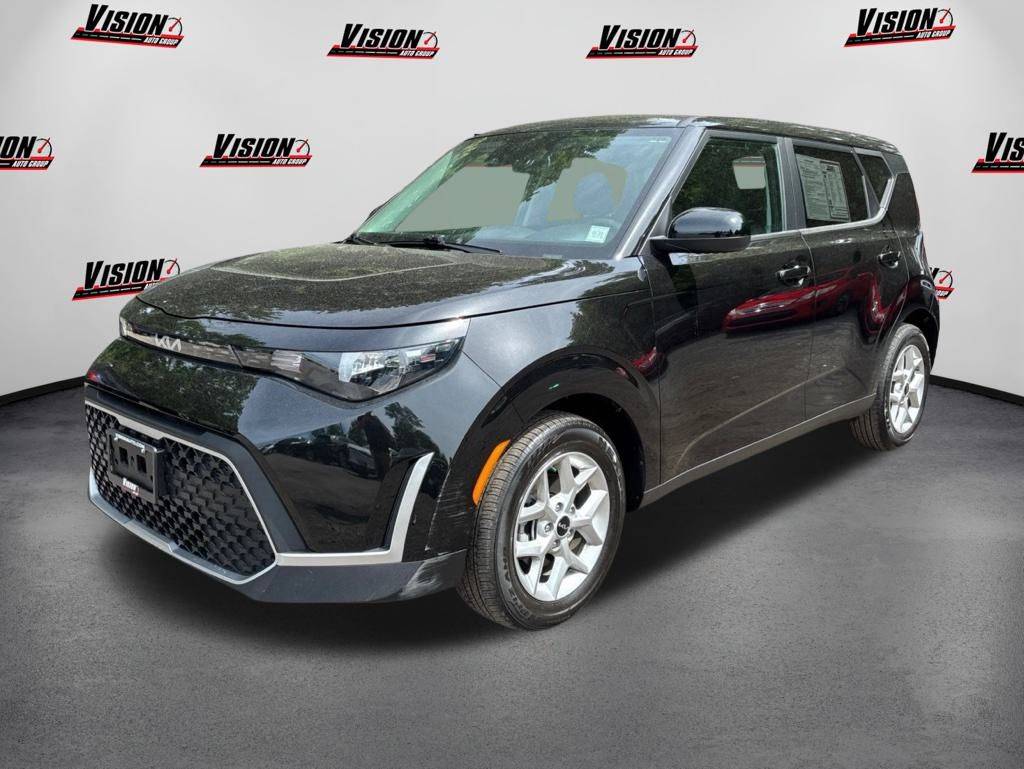 2023 Kia Soul LX — Hatchback — 11,562 mi — Webster, NY