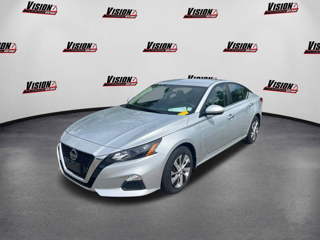 2022 Nissan Altima S — Sedan — 30,808 mi — Greece, NY
