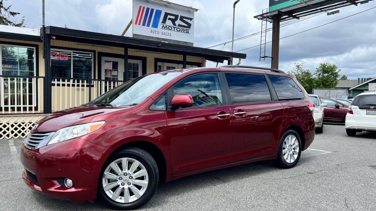 2011 Toyota Sienna Limited — Minivan — 209,542 mi — Lynnwood, WA