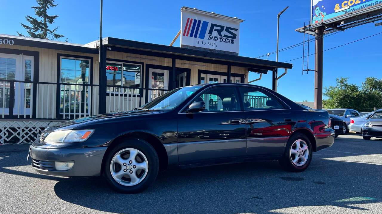 1997 Lexus ES ES 300 — Sedan — 196,000 mi — Lynnwood, WA