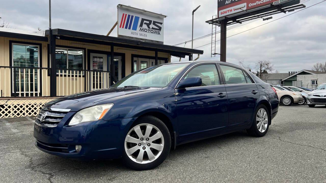 2005 Toyota Avalon XLS — Sedan — 117,145 mi — Lynnwood, WA