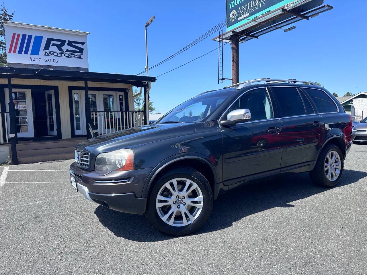 2013 Volvo XC90 3.2 — SUV — 145,070 mi — Lynnwood, WA