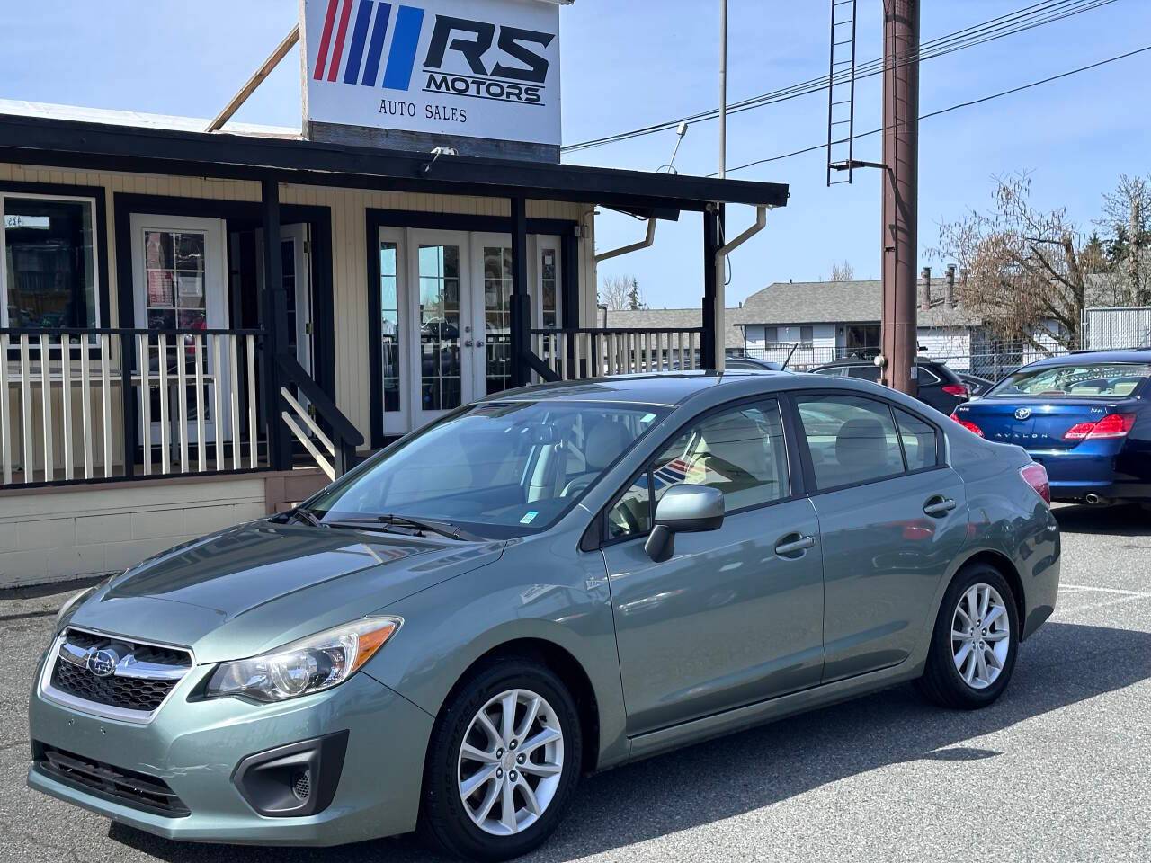 2014 Subaru Impreza 2.0i Premium — Sedan — 124,739 mi — Lynnwood, WA