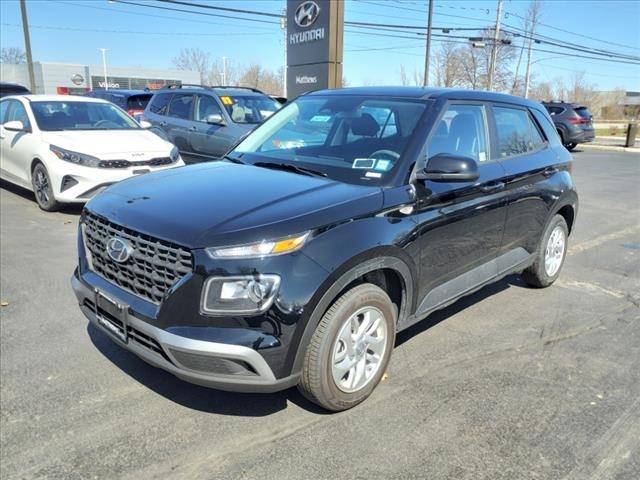 2024 Hyundai Venue SE — SUV — 3,842 mi — Rochester, NY