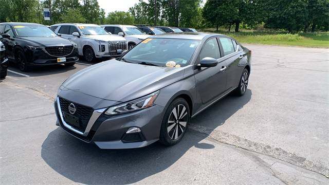 2022 Nissan Altima SV — Sedan — 18,083 mi — Rochester, NY