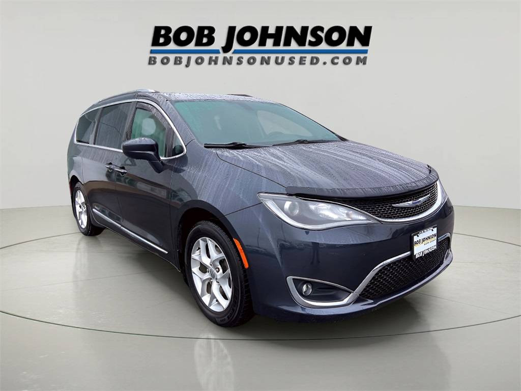 2020 Chrysler Pacifica Touring L — Minivan — 51,804 mi — Watertown, NY