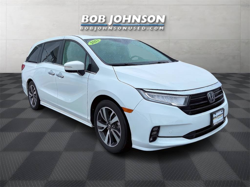 2021 Honda Odyssey Touring — Minivan — 14,044 mi — Watertown, NY