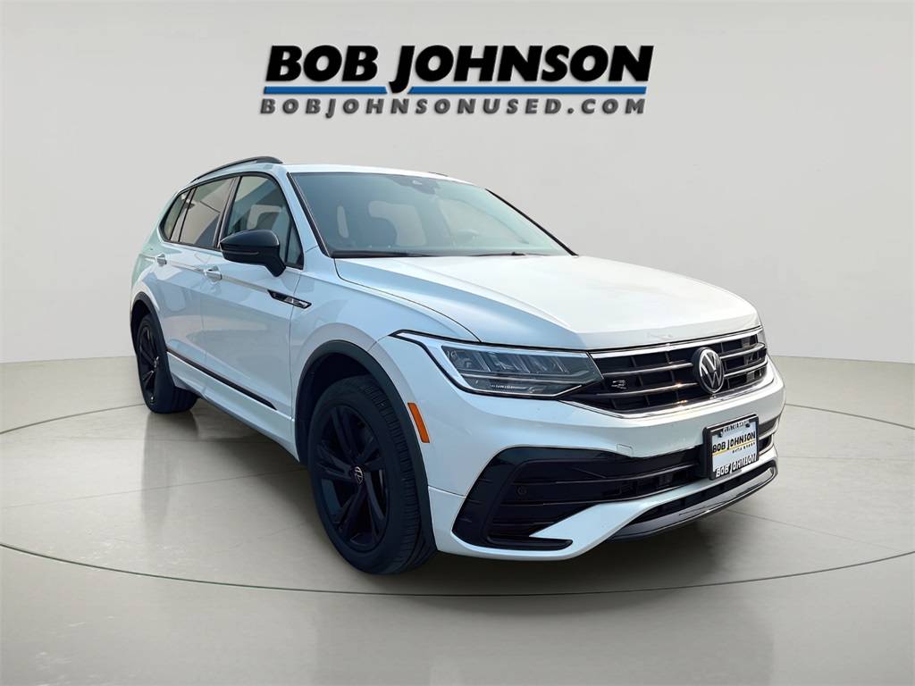 2024 Volkswagen Tiguan SE R-Line Black — SUV — 3,382 mi — Watertown, NY