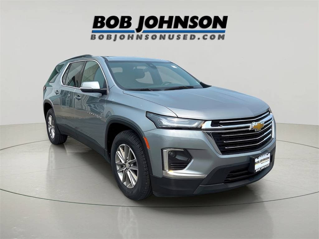 2023 Chevrolet Traverse LT Cloth — SUV — 33,380 mi — Watertown, NY