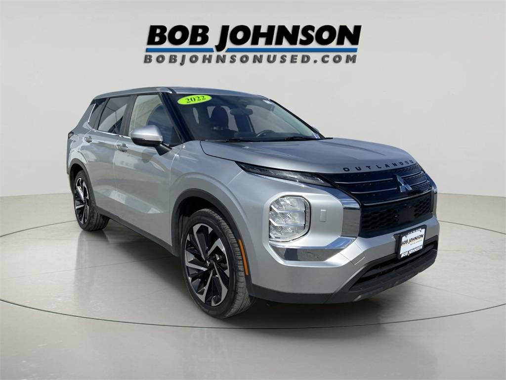 2022 Mitsubishi Outlander ES — SUV — 95,799 mi — Watertown, NY