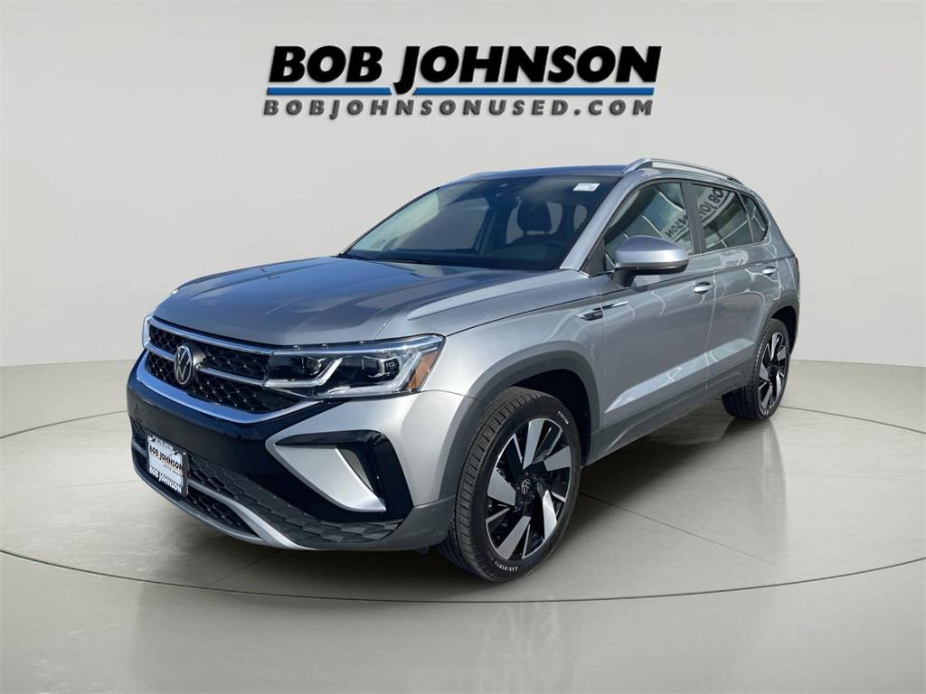 2023 Volkswagen Taos SEL — SUV — 14,012 mi — Watertown, NY