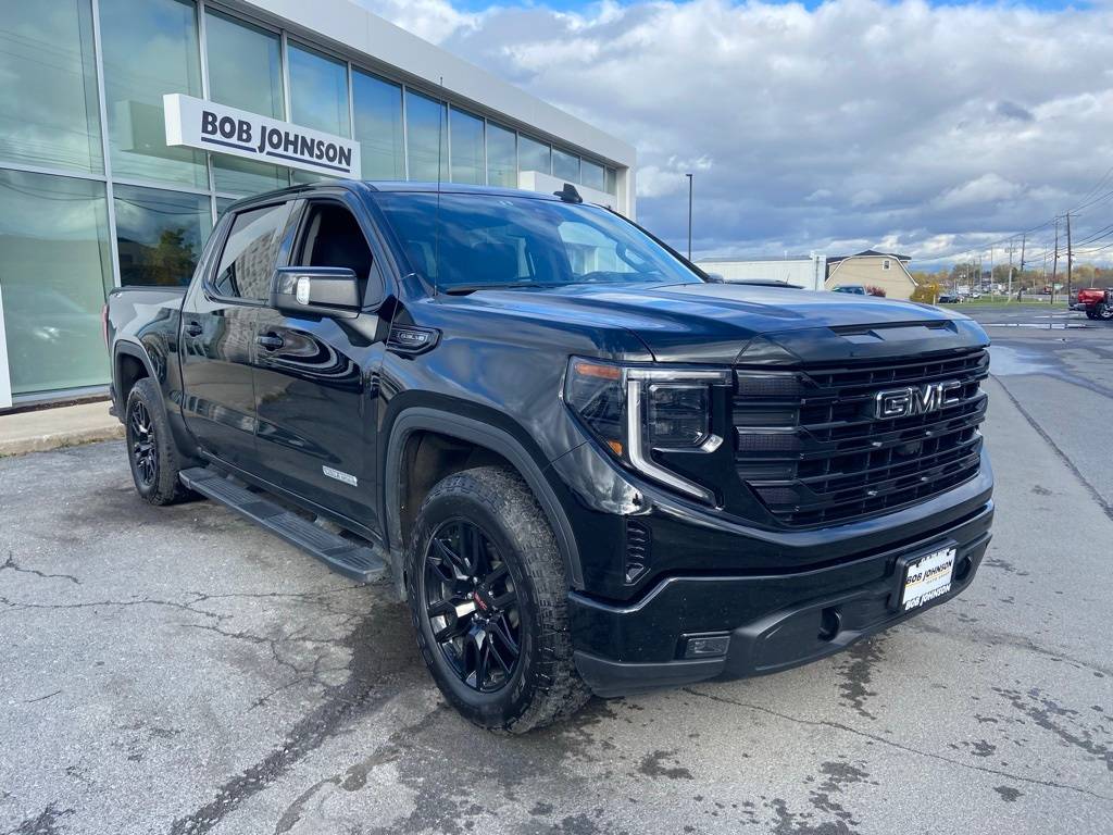2023 GMC Sierra 1500 Elevation — Pickup Truck — 31,797 mi — Watertown, NY