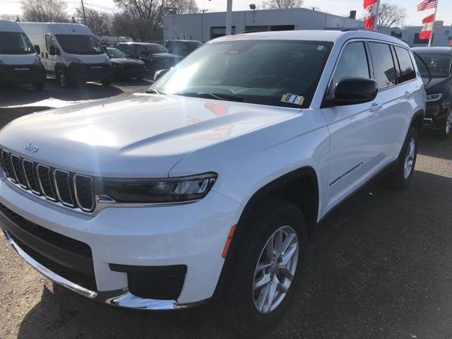 2023 Jeep Grand Cherokee Laredo — SUV — 19,776 mi — Warren, MI
