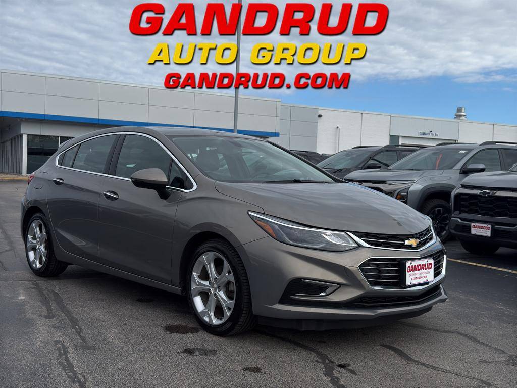 2017 Chevrolet Cruze Premier — Hatchback — 84,181 mi — Green Bay, WI