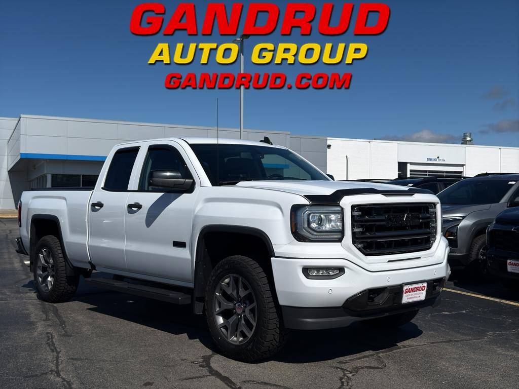 2016 GMC Sierra 1500 SLT — Pickup Truck — 118,813 mi — Green Bay, WI