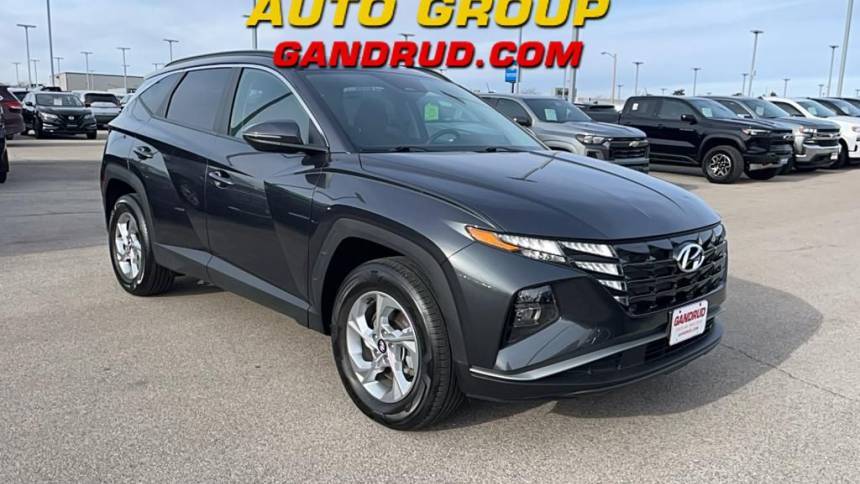 2022 Hyundai Tucson SEL — SUV — 19,388 mi — Green Bay, WI