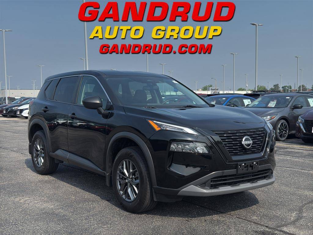 2022 Nissan Rogue S — SUV — 24,166 mi — Green Bay, WI