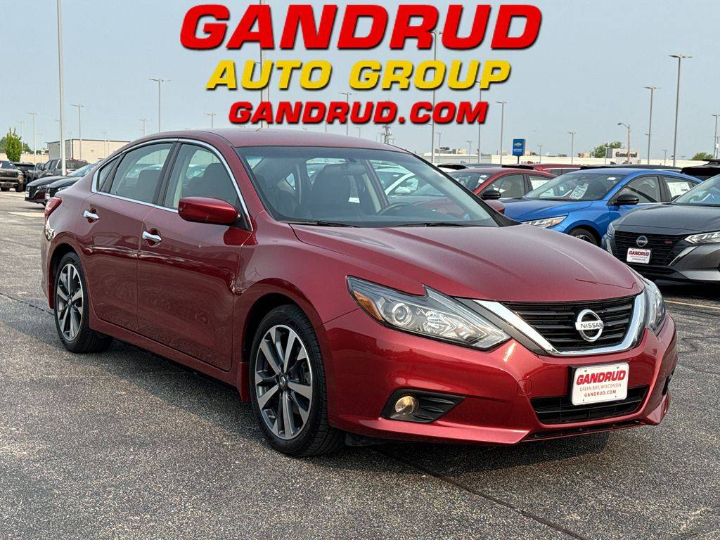 2016 Nissan Altima 2.5 SR — Sedan — 80,938 mi — Green Bay, WI