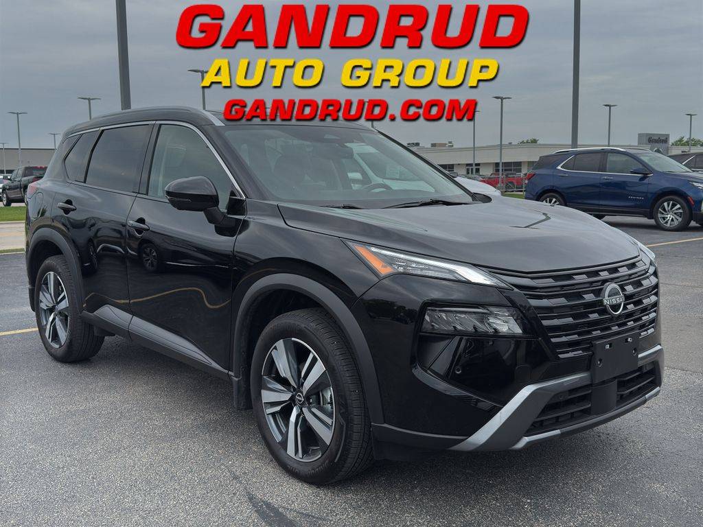 2024 Nissan Rogue SL — SUV — 6,057 mi — Green Bay, WI