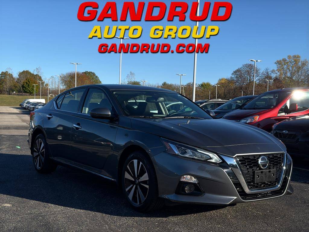 2020 Nissan Altima SV — Sedan — 36,819 mi — Green Bay, WI