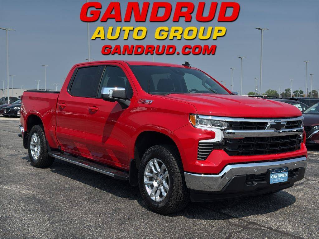 2024 Chevrolet Silverado 1500 LT — Pickup Truck — 13,208 mi — Green Bay, WI
