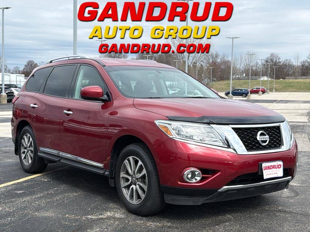2014 Nissan Pathfinder SL — SUV — 45,220 mi — Green Bay, WI