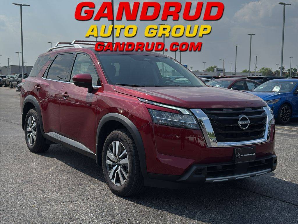 2024 Nissan Pathfinder SL — SUV — 1,407 mi — Green Bay, WI