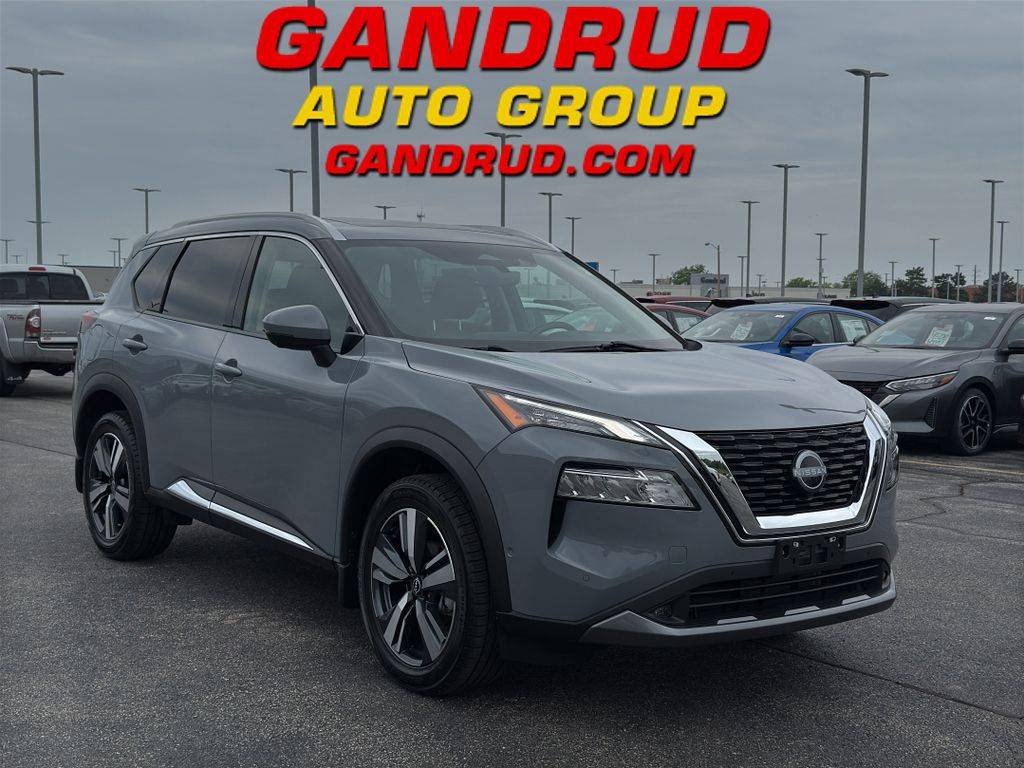 2022 Nissan Rogue SL — SUV — 24,420 mi — Green Bay, WI
