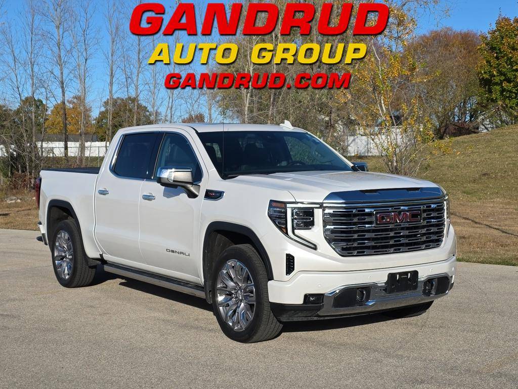 2024 GMC Sierra 1500 Denali — Pickup Truck — 25,211 mi — Green Bay, WI