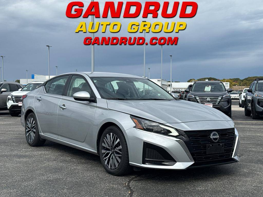 2023 Nissan Altima SV — Sedan — 55,437 mi — Green Bay, WI