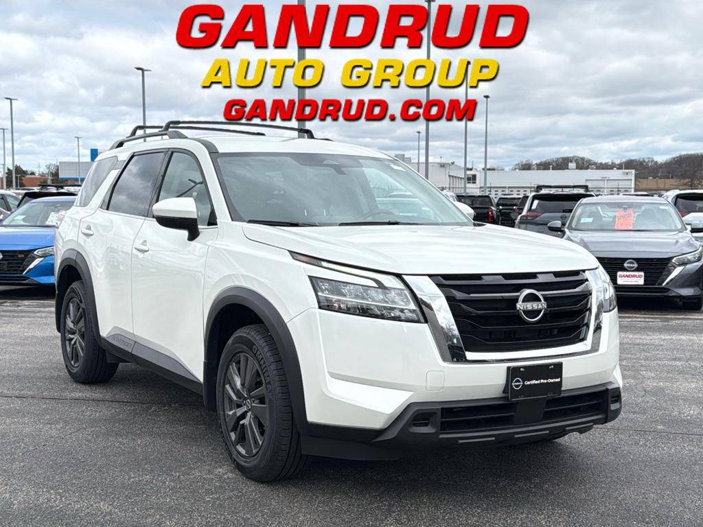 2022 Nissan Pathfinder SV — SUV — 18,142 mi — Green Bay, WI