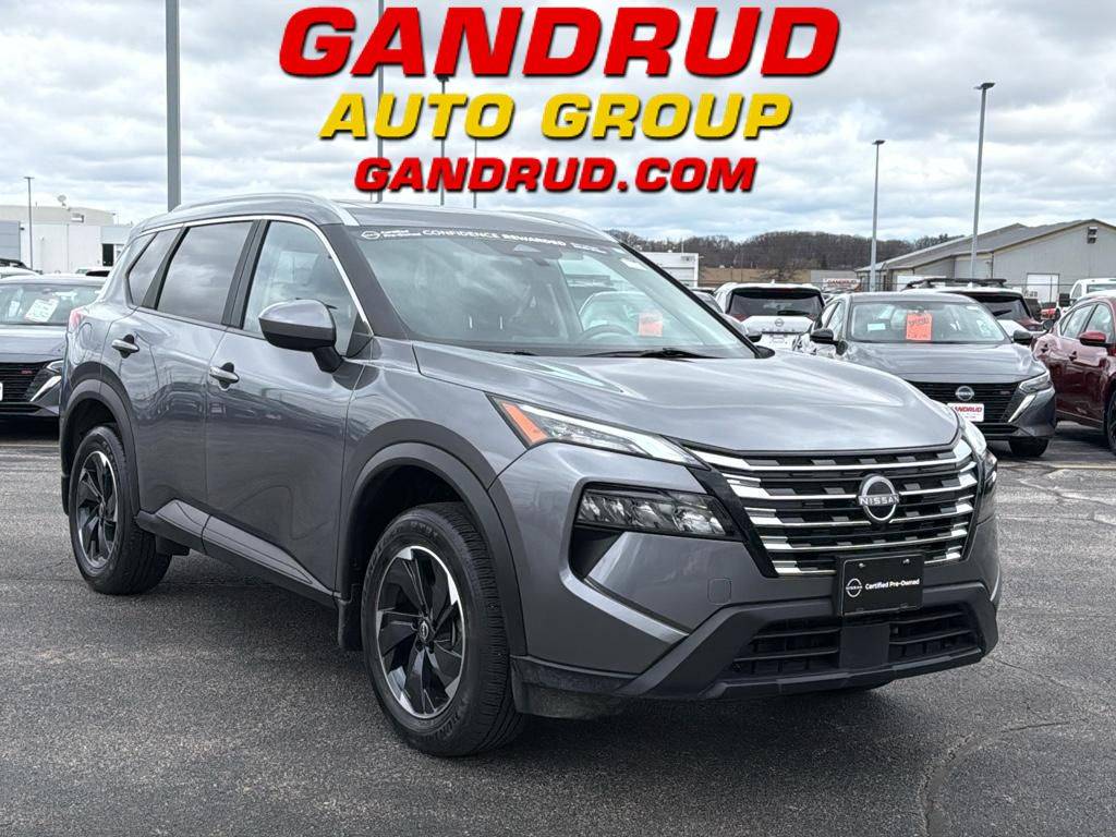 2024 Nissan Rogue SV — SUV — 8,885 mi — Green Bay, WI