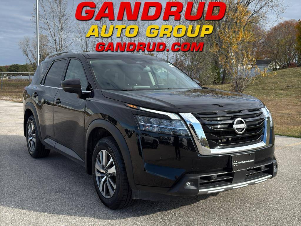 2022 Nissan Pathfinder SL — SUV — 37,005 mi — Green Bay, WI