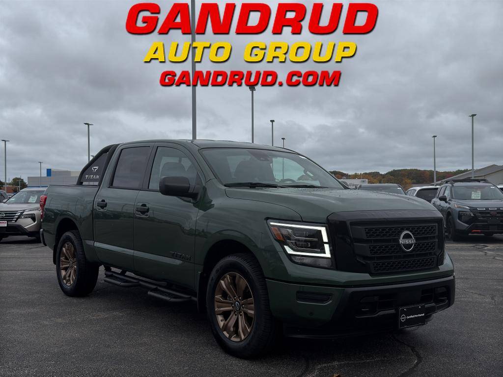 2024 Nissan Titan SV — Pickup Truck — 9,938 mi — Green Bay, WI
