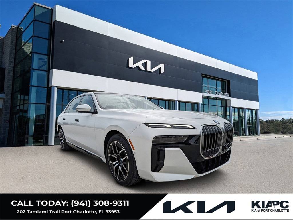 2023 BMW 7 Series 740i — Sedan — 10,402 mi — Port Charlotte, FL